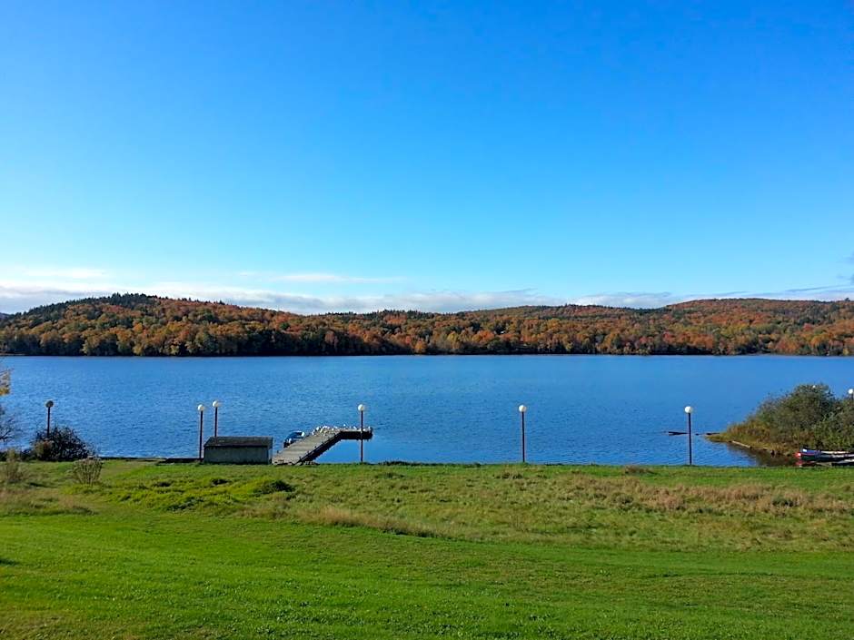 Le Manoir Du Lac Delage