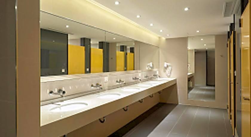 Orange Hotel - Wenhua Chiayi