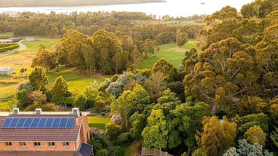 Waterview Gardens B&B