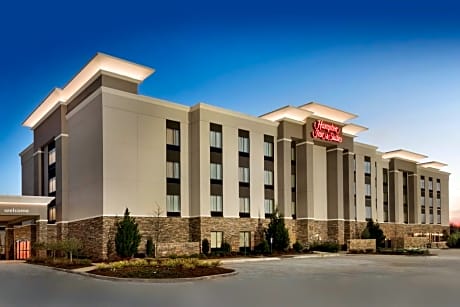 Hampton Inn By Hilton And Suites Monroe