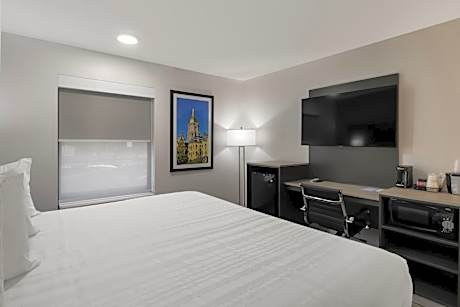 King Room - Non-Smoking