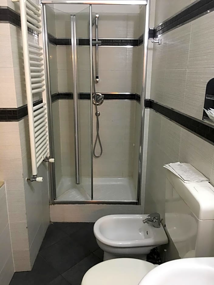 New Alexander Hotel