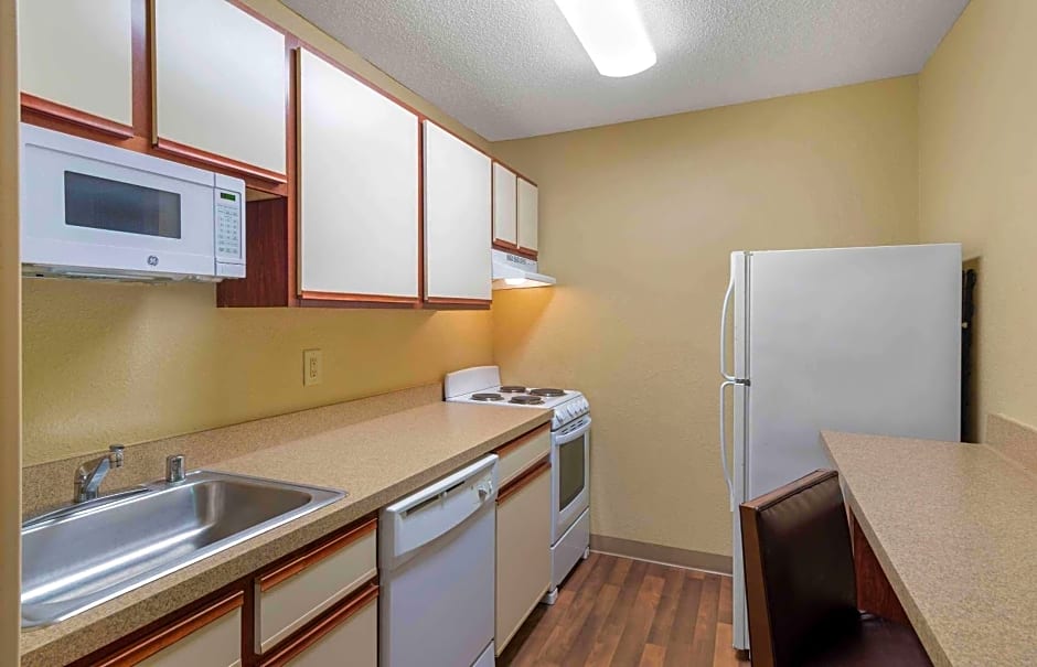 Extended Stay America Suites - Atlanta - Kennesaw Chastain Rd.