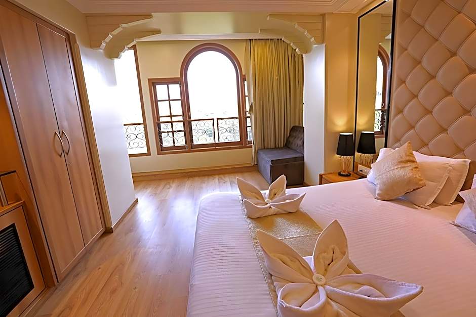 Gulf Hotel Colaba
