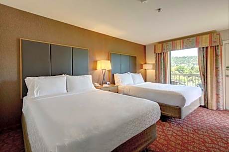 Standard Room with Two Queen Beds