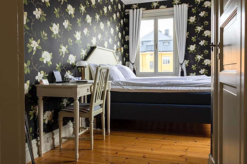 Park Hotel Linköping Fawlty Towers