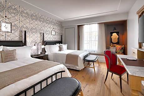 Queen Room with Two Queen Beds and Roll-in Shower - Mobility and Hearing Accessible