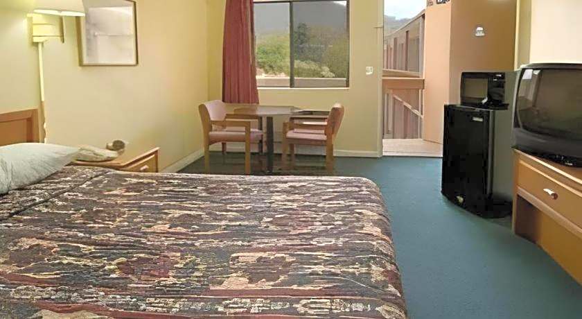 Americas Best Value Inn Canton, NC
