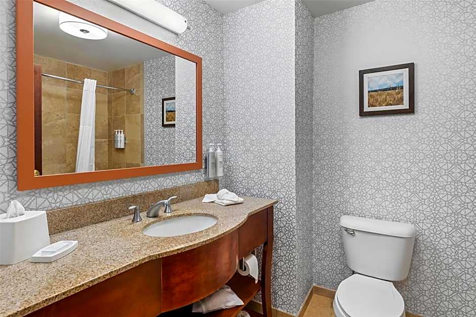 Hampton Inn By Hilton & Suites Grove City