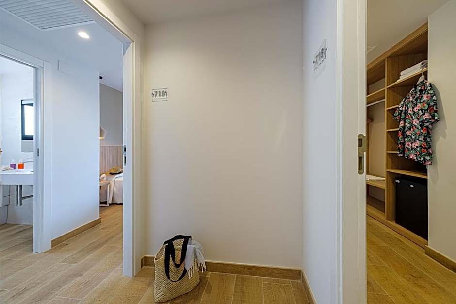 Hotel California Garden