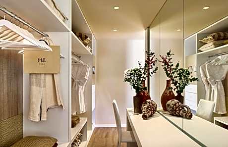 3 Bedrooms Ultimate ME + Suite with Private Pool and Sea View (2adt + 4chd)