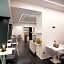 Adalesia Hotel & Coffee