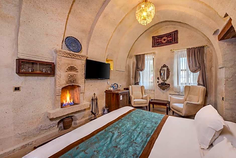 Cappa Via Cave Hotel