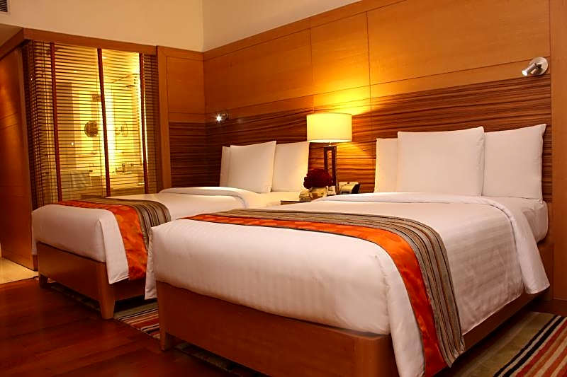 Courtyard by Marriott Gurugram Downtown