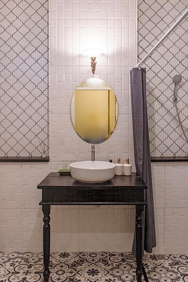 Bhirom at Baan Thongjaya