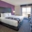 Bloom Hotel