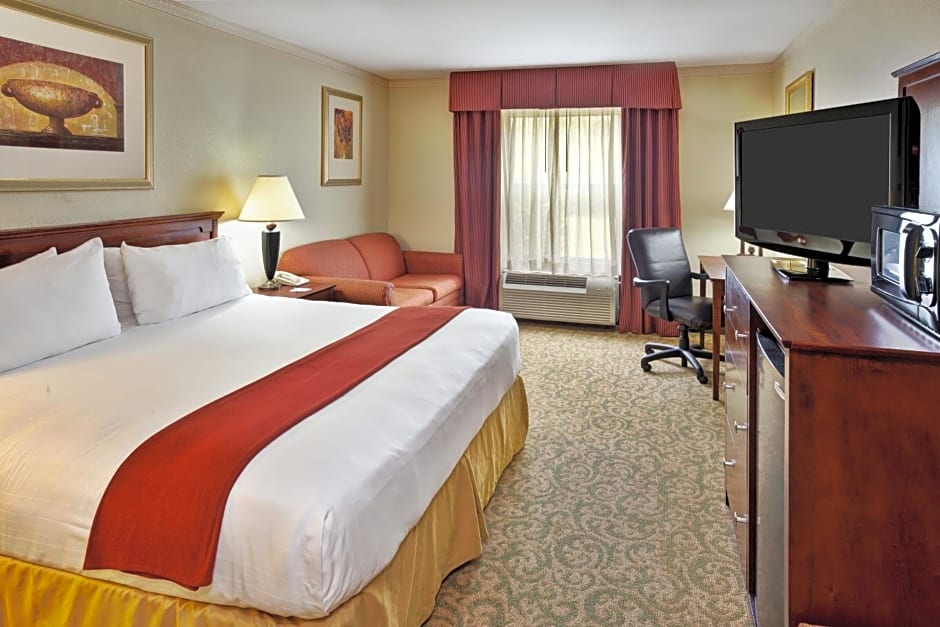 Holiday Inn Express Breaux Bridge