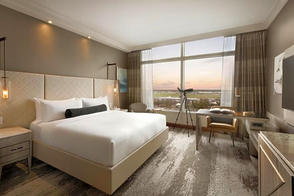 The Fairmont Vancouver Airport