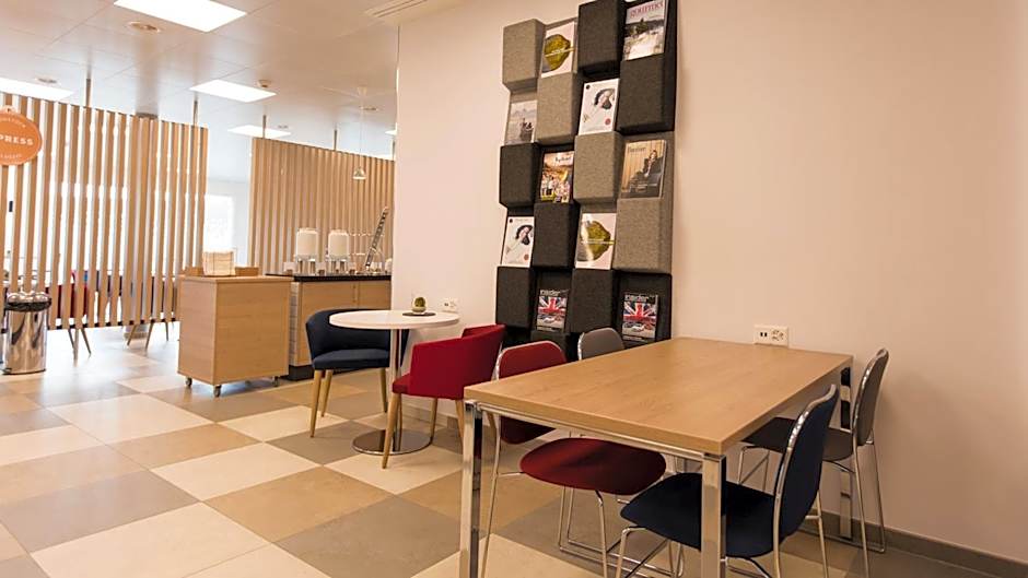 Holiday Inn Express Luzern-Neuenkirch By IHG