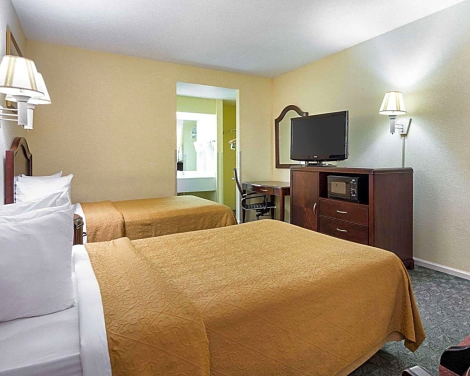 Quality Inn & Suites Franklin