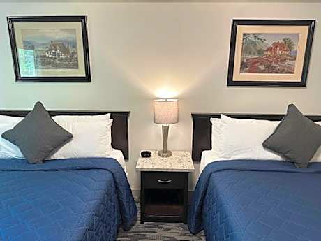 Queen Room with Two Queen Beds