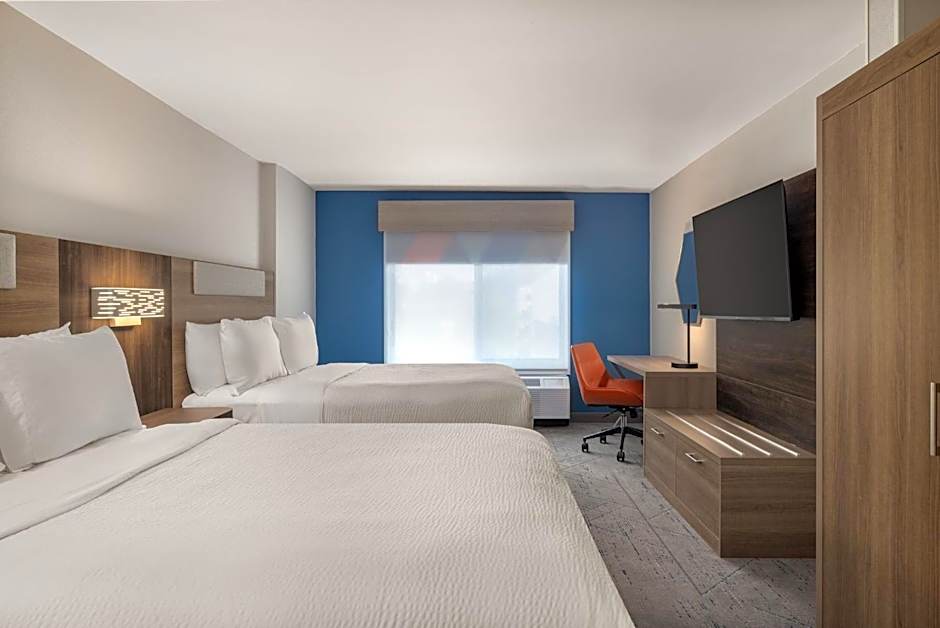 Holiday Inn Express Fayetteville-Fort Bragg