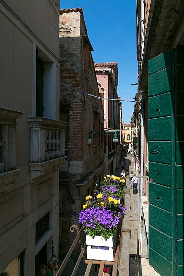 Hotel Pantalon