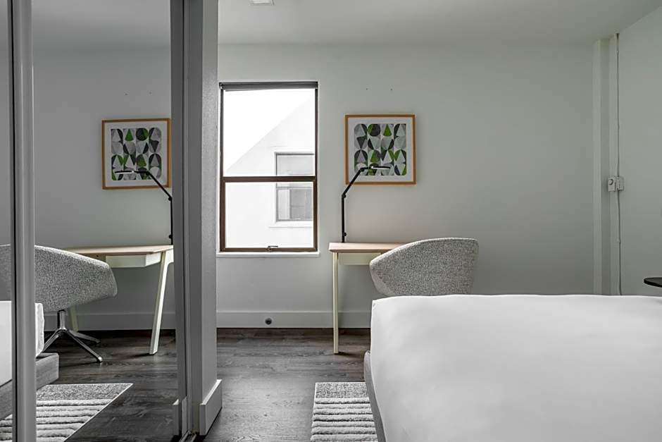 Reside Seattle Downtown, a Wyndham Residence