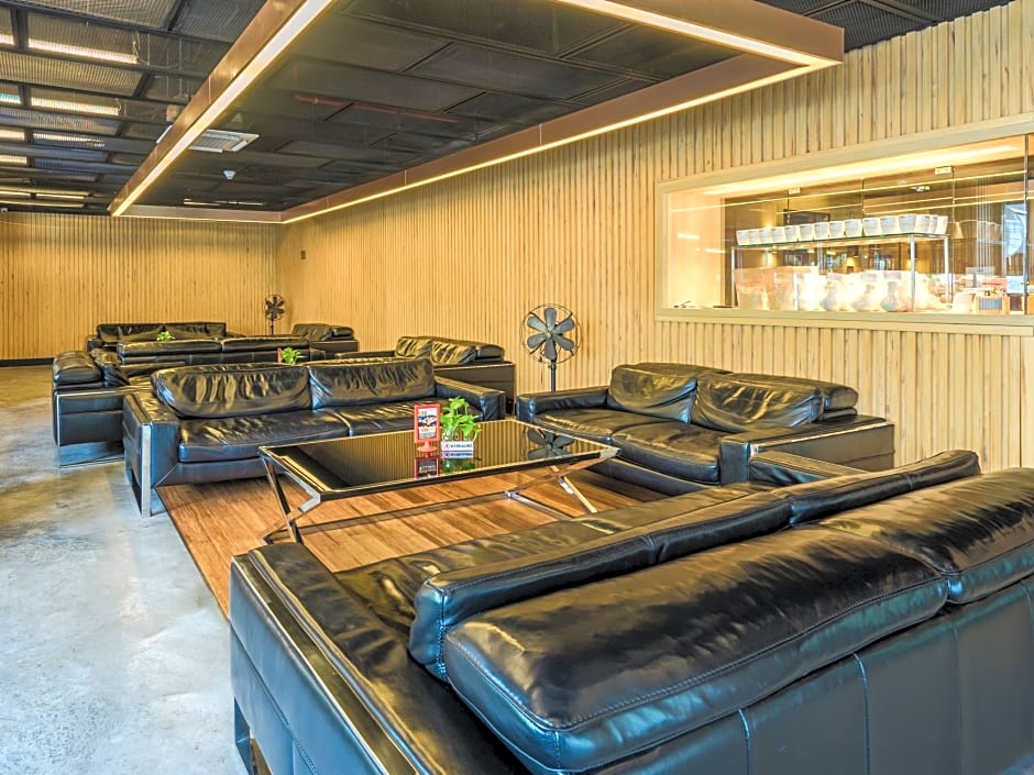 Galleria 12 Sukhumvit Bangkok By Compass Hospitality