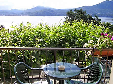 Double Room with Lake View and Balcony
