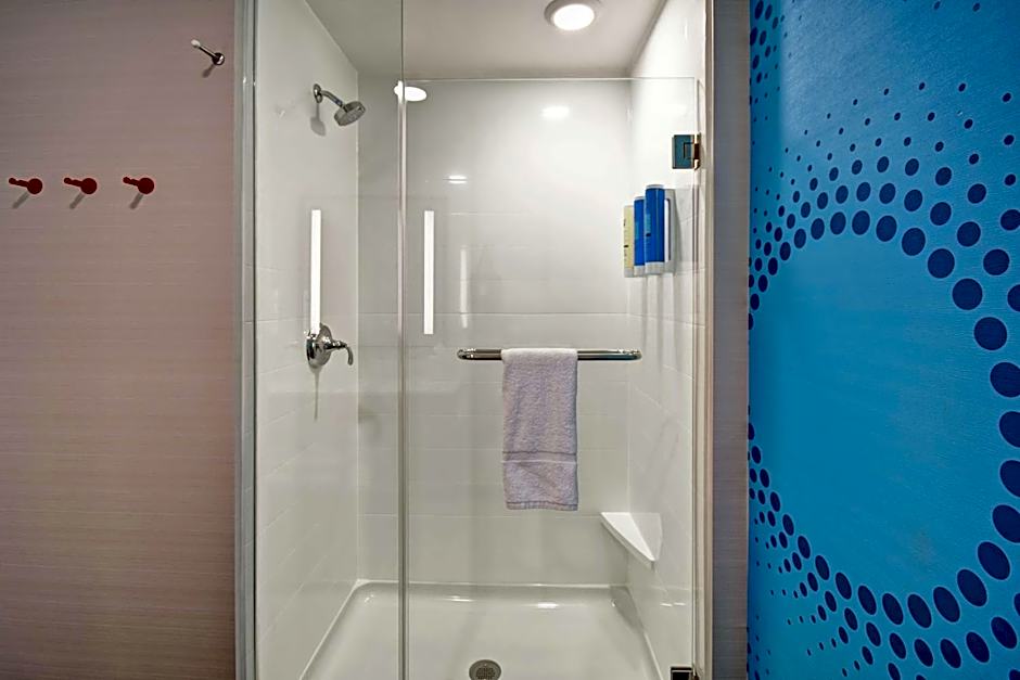 Tru by Hilton Fort Wayne, IN