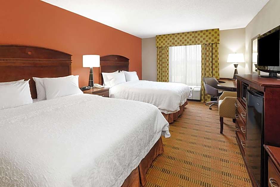 Photo 1 of 3 of 2 Queen Beds