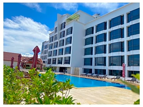Lao Plaza Hotel
