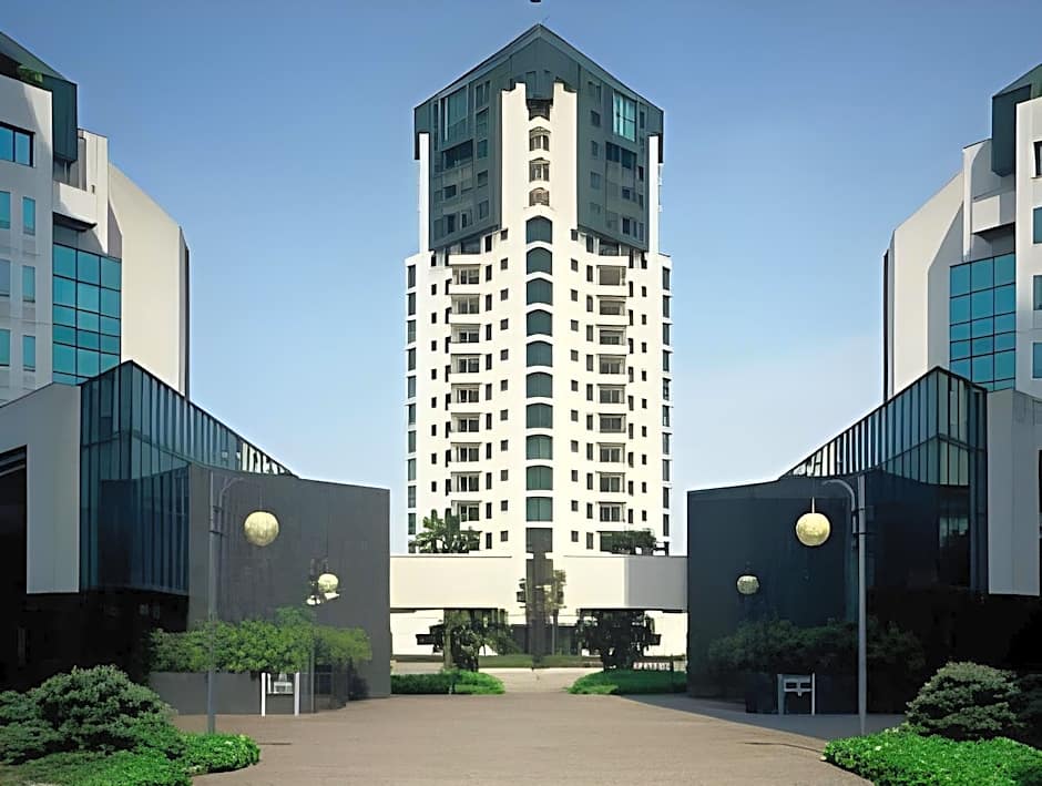 Cosmo Residence