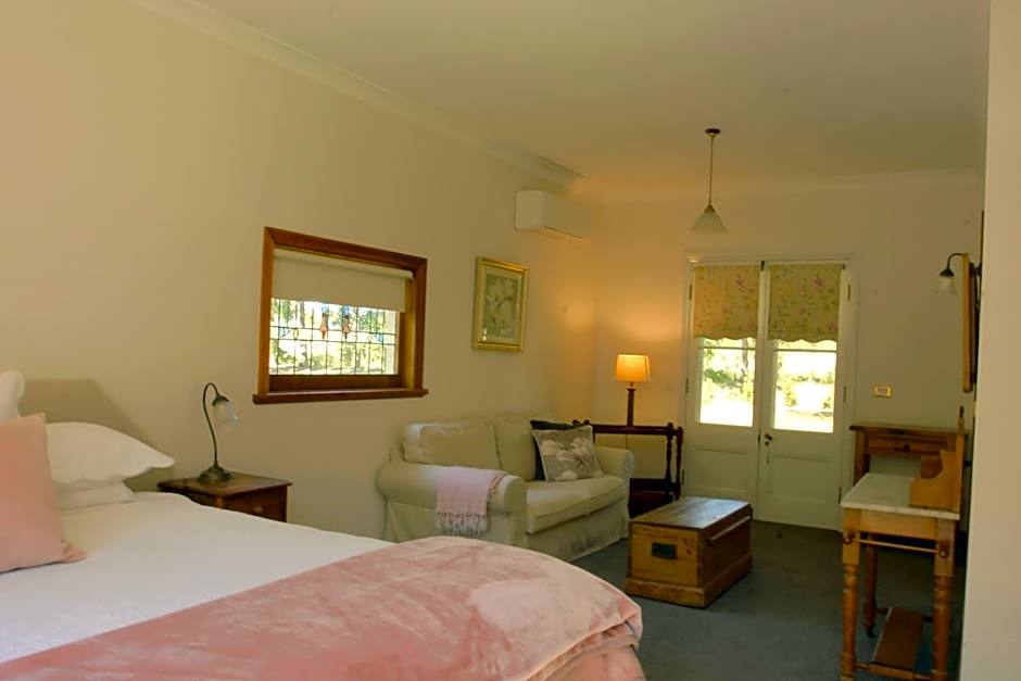 The Carriages Boutique Hotel and Vineyard