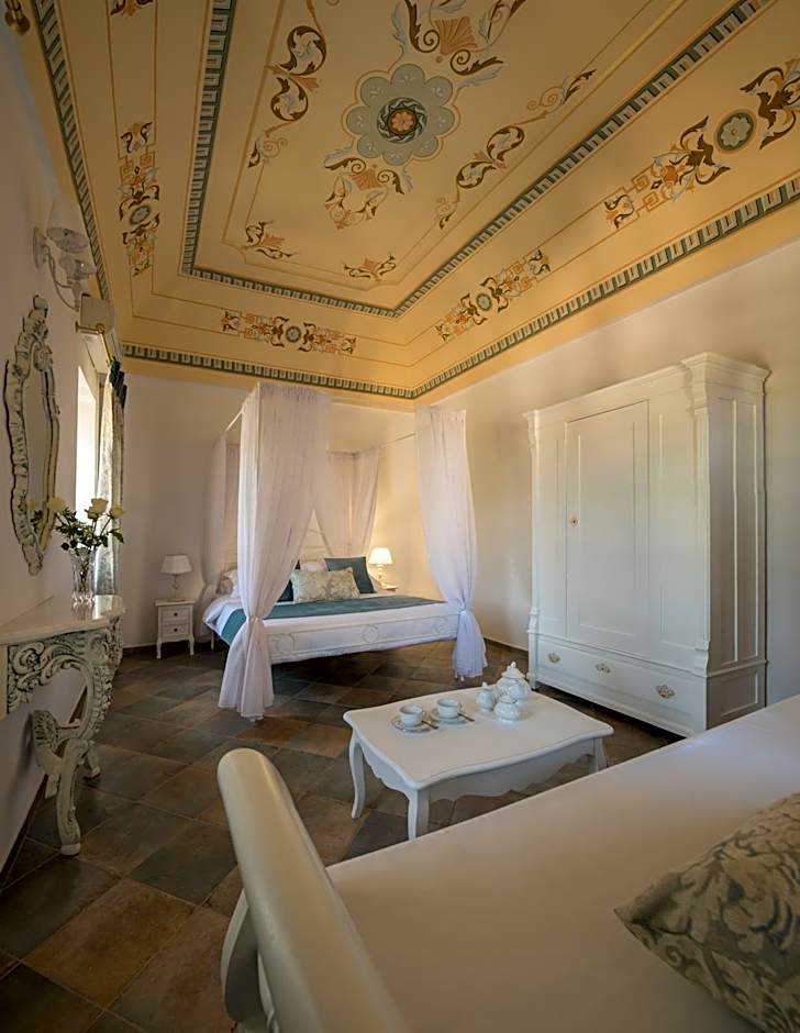 For All Seasons Mansion