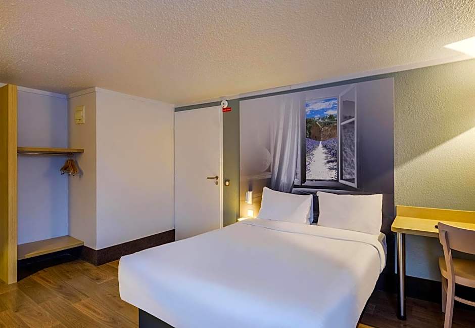 B&B HOTEL FREJUS Puget-sur-Argens