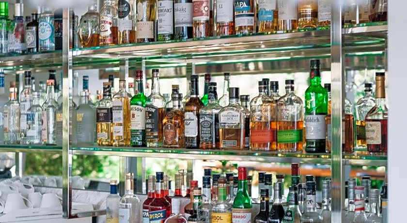 Avaton Luxury Hotel & Villas -  Relais & Chateaux