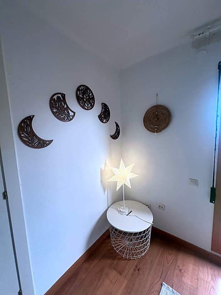 Private Double Room in a Shared Penthouse with Patios