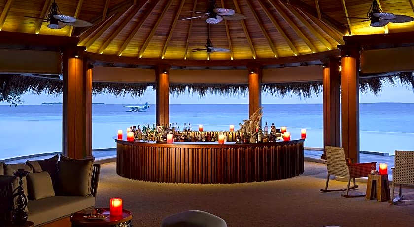 Dusit Thani Maldives