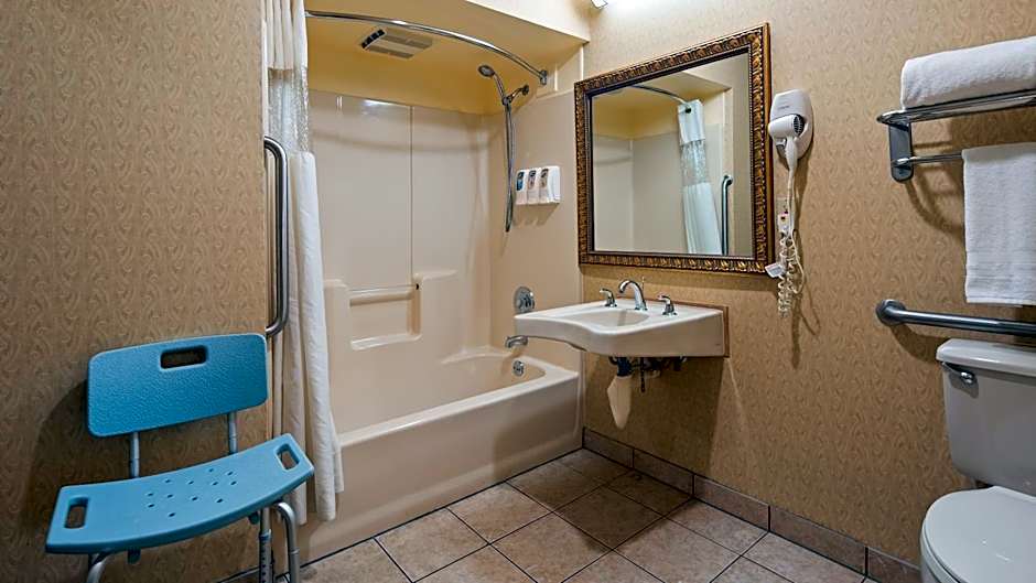 Best Western Inn & Suites