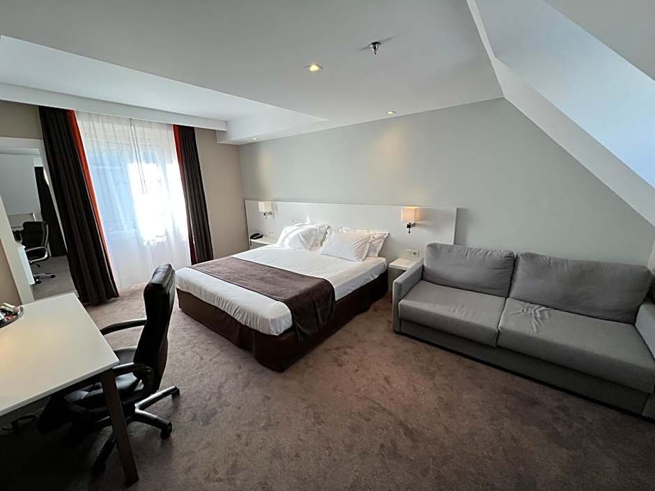 Holiday Inn Paris-Auteuil By IHG