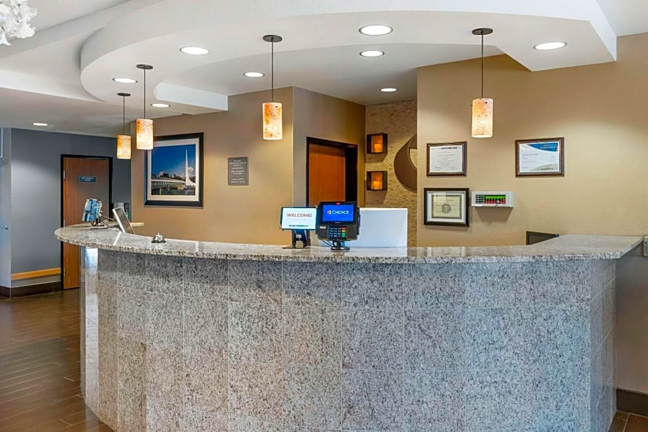 Comfort Suites Redding - Shasta Lake