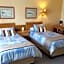 Lamberts Bay Hotel