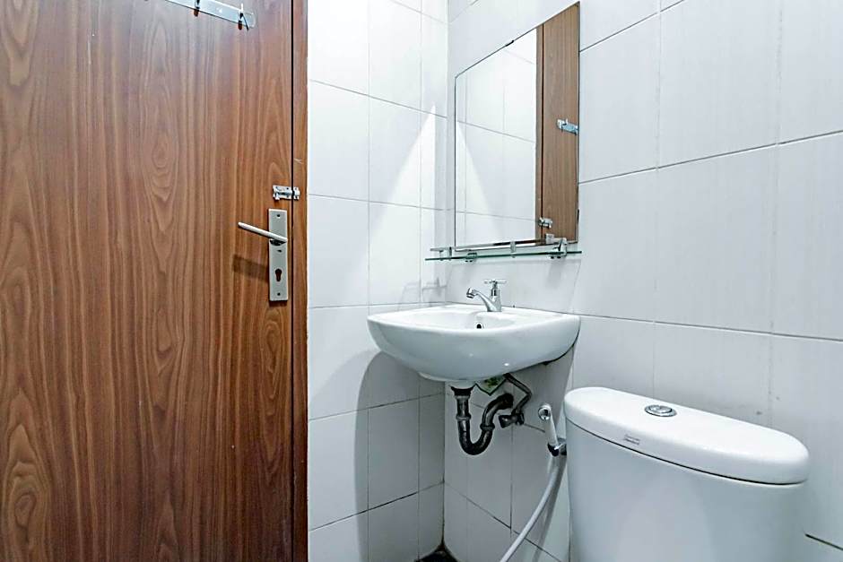 RedDoorz near Lembang Park & Zoo 2