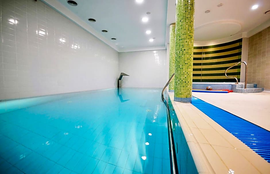 Bursztyn Resort