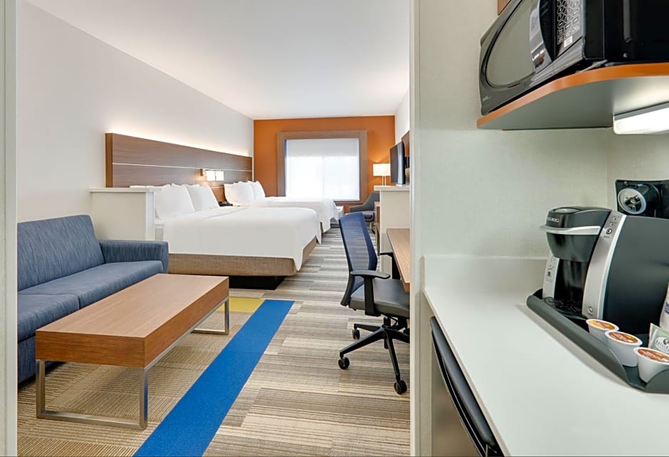 Holiday Inn Express & Suites Mitchell By IHG