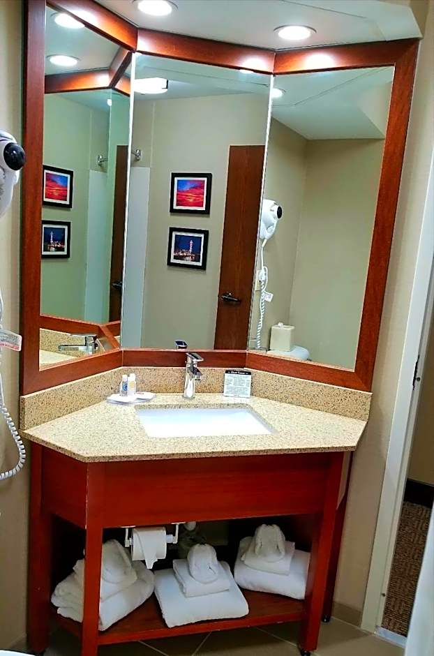 Comfort Inn, Erie - Near Presque Isle