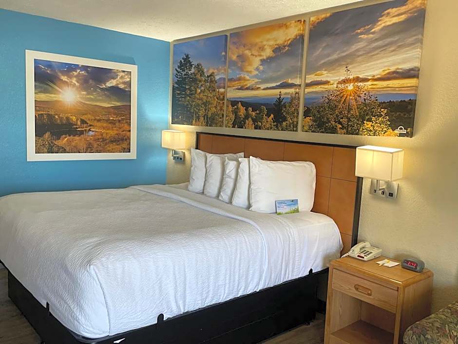 Days Inn by Wyndham Lexington