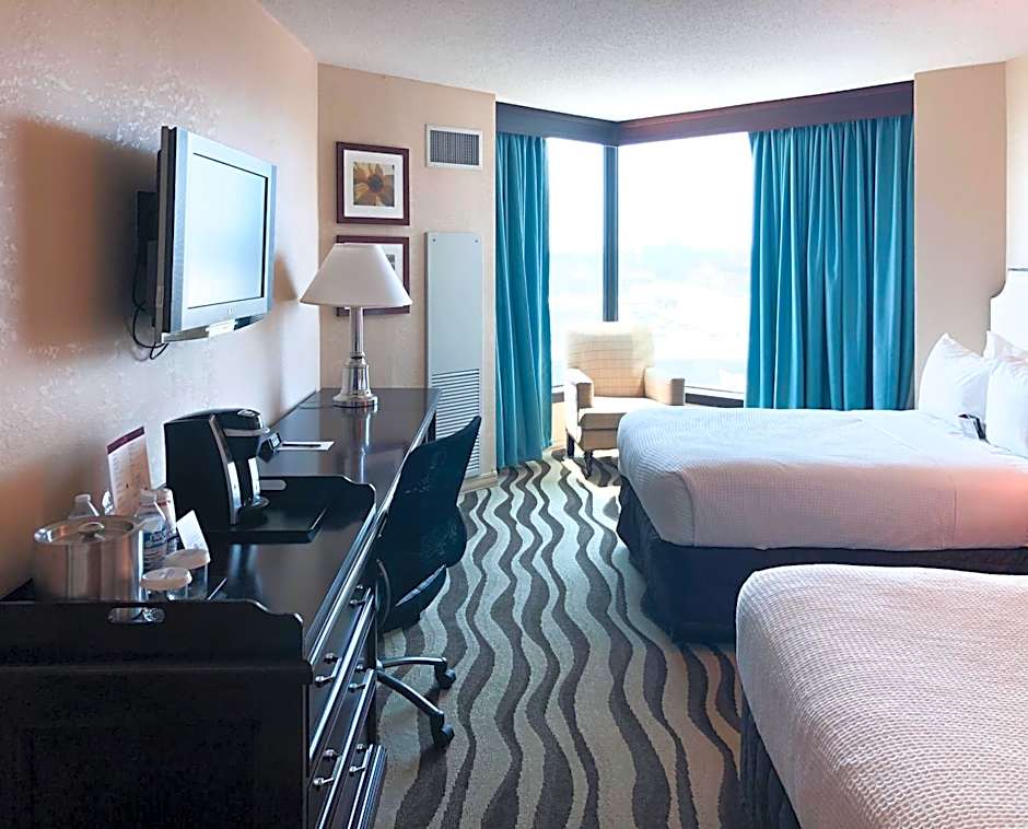 Fort Pontchartrain Detroit, a Wyndham Hotel